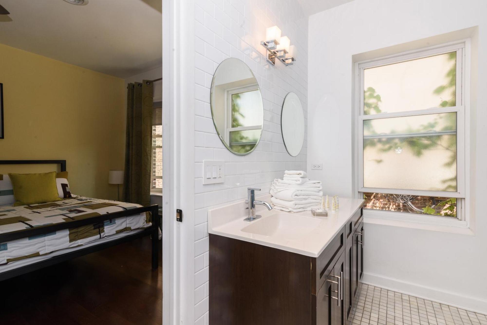 House 5863- Chicago'S Premier Bed And Breakfast Zimmer foto